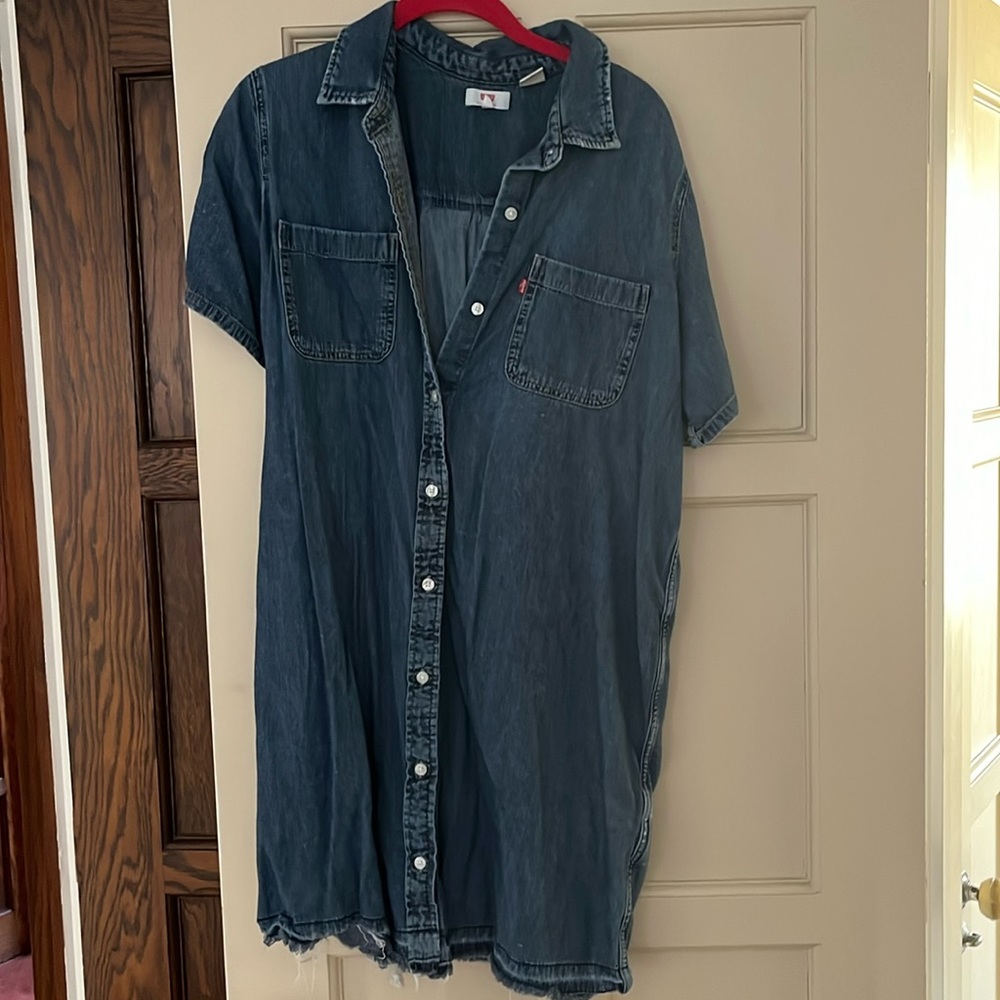 LEVIS denim dress/cover-up. Size XL.